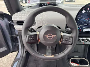 MINI Cooper C Cabriolet DKG-Automat