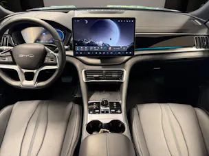 BYD Seal U DM-i Design AWD