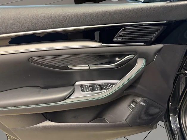 BYD Seal U DM-i Design AWD