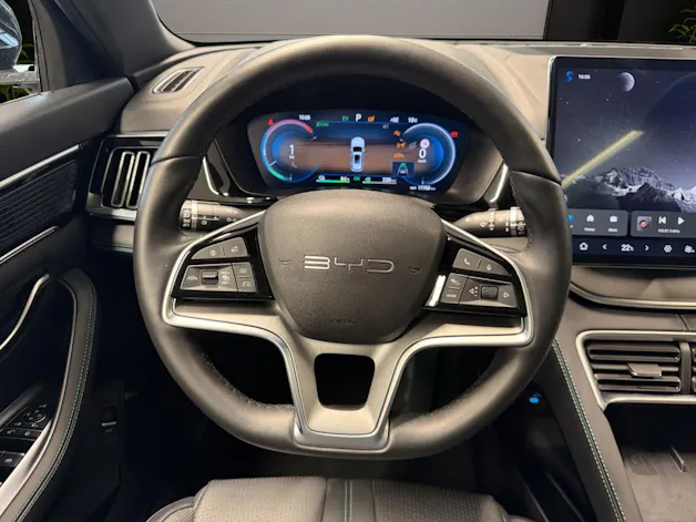 BYD Seal U DM-i Design AWD