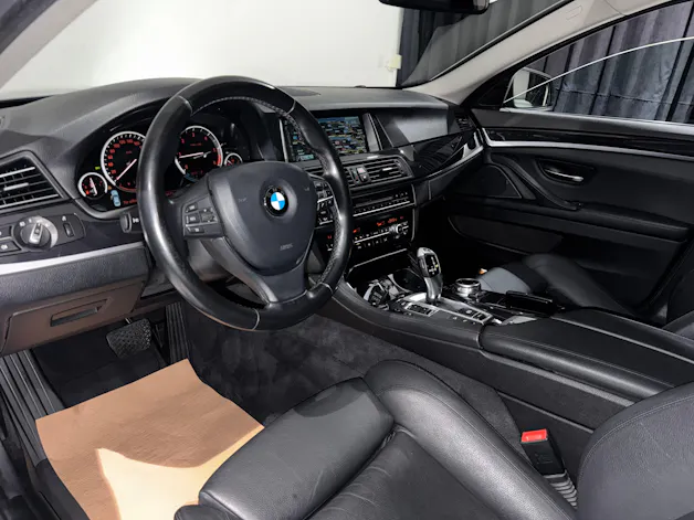 BMW 520d xDrive Luxury Line Steptronic | Facelift |