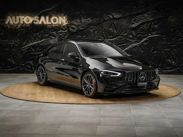 MERCEDES-BENZ CLA 35 AMG 4Matic 8G-DCT *Werksgarantie*Panorama*