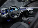 MERCEDES-BENZ CLA 35 AMG 4Matic 8G-DCT *Werksgarantie*Panorama*