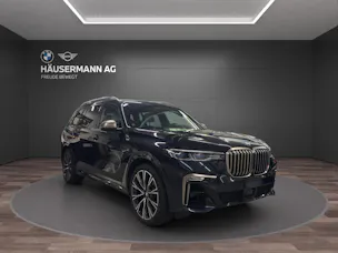 BMW X7 M50i