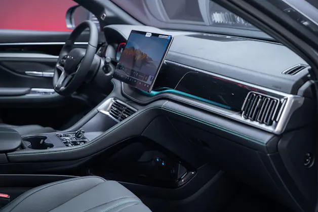 BYD Seal U DM-i Design AWD / Panorama / Head-Up Display / 360° Kamera