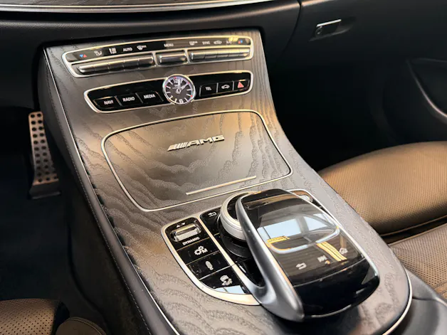 MERCEDES-BENZ E 63 AMG 4 Matic 9G-Tronic