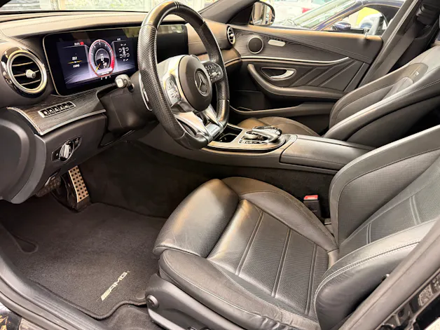MERCEDES-BENZ E 63 AMG 4 Matic 9G-Tronic
