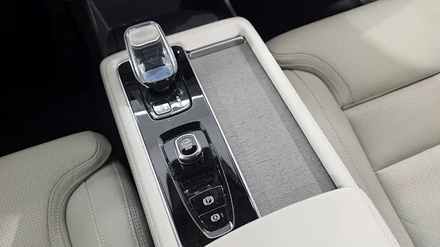 VOLVO XC90 2.0 T8 TE Ultra Dark eAWD