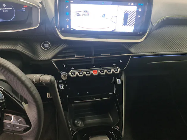 PEUGEOT 208 1.2 MHEV GT Exclusive