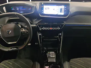PEUGEOT 208 1.2 MHEV GT Exclusive