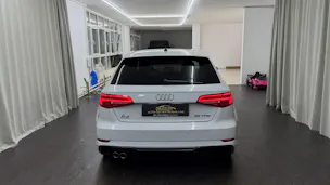 AUDI A3 Sportback 1.5 TFSI S-tronic Sport