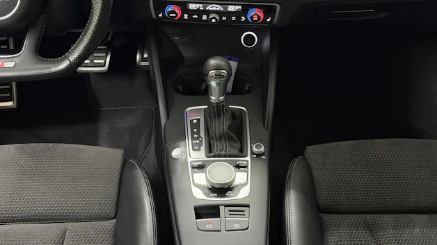 AUDI A3 Sportback 1.5 TFSI S-tronic Sport