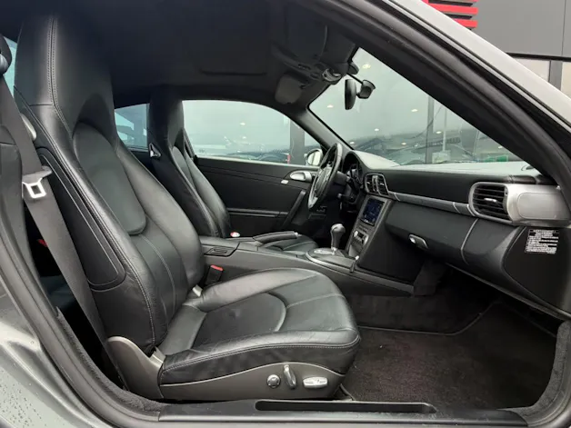PORSCHE Carrera S (997 I)