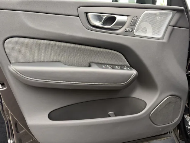 VOLVO XC60 2.0 T8 TE XCENTRIC eAWD