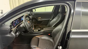 MERCEDES-BENZ A 180 7G-DCT