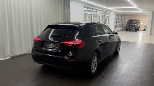MERCEDES-BENZ A 180 7G-DCT