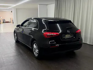 MERCEDES-BENZ A 180 7G-DCT