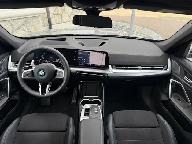BMW X1 23i xDrive paddles M-SPORT PRO