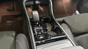 VOLVO XC40 2.0 B4 MH Ultra Dark