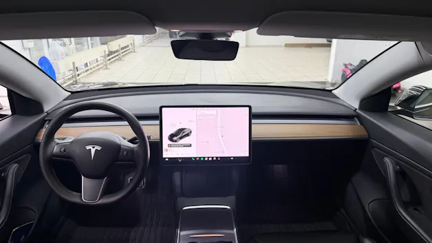 Tesla Model 3 Long Range Dual Motor AWD