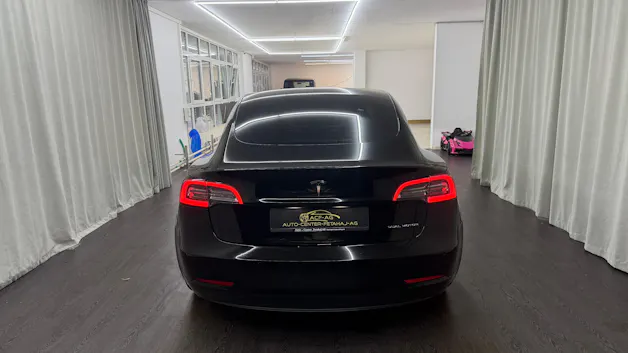 Tesla Model 3 Long Range Dual Motor AWD