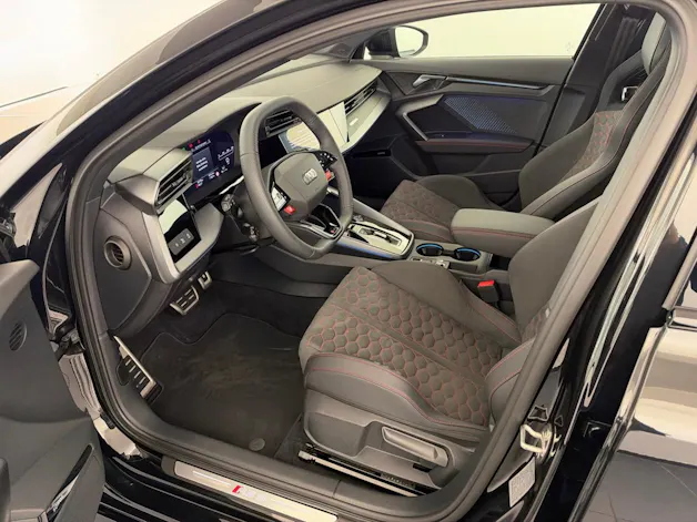 AUDI RS3 Sportback 2.5 TSI quattro S-tronic