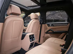 PORSCHE Cayenne 4.0 V8 GTS *CH Auto*Panorama*Massage*Allradlenkung*
