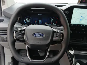 FORD Tourneo Custom Bus 320 L1 2.0 EcoBlue 170 Titanium X