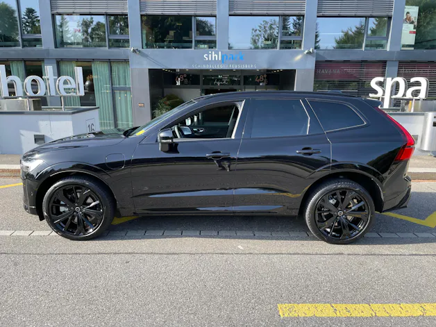VOLVO XC60 T6 eAWD PluginHybrid Black Edition Geartronic