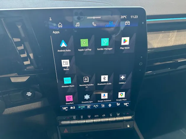RENAULT Rafale 1.2 E-Tech Plug-in Hybrid 300 4x4 Atelier Alpine