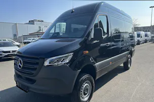 MERCEDES-BENZ Sprinter 319 CDI Lang 9G-TRONIC 4x4 9 Sitzer