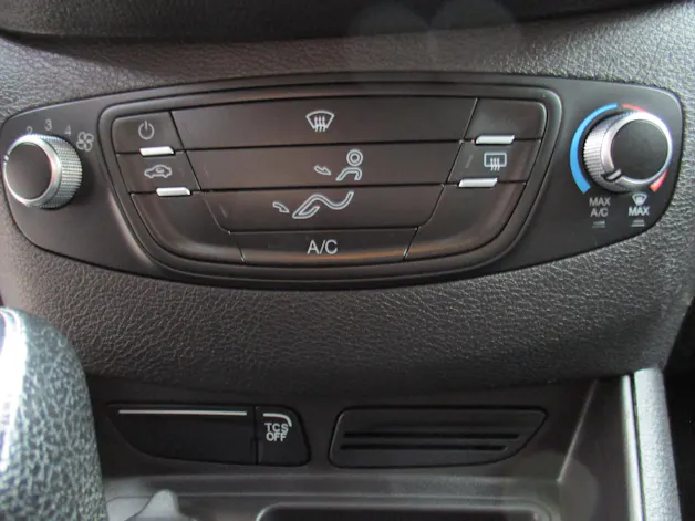 FORD Transit Courier Van 1.0 EcoBoost Trend