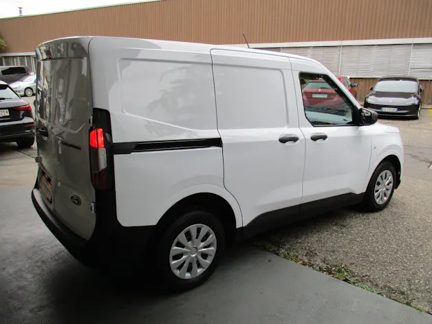 FORD Transit Courier Van 1.0 EcoBoost Trend Automat
