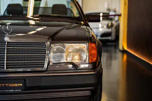 MERCEDES-BENZ 300 CE-24 Cabrio