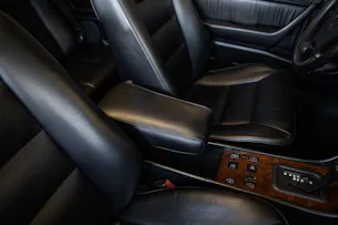MERCEDES-BENZ 300 CE-24 Cabrio
