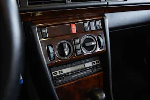 MERCEDES-BENZ 300 CE-24 Cabrio