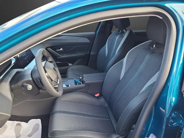 PEUGEOT 308 1.6 PHEV Allure