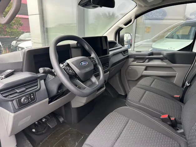 FORD Transit Custom Van 320 L2 2.0 EcoBl Trend/136CV/Aut.