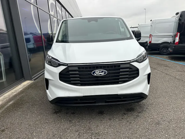 FORD Transit Custom Van 320 L2 2.0 EcoBl Trend/136CV/Aut.