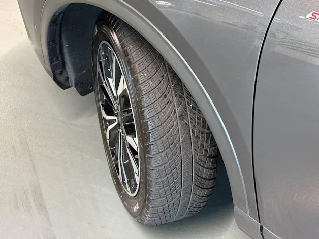 FORD Kuga 2.5 FHEV ST-Line X 4WD