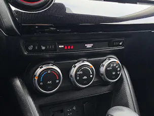 MAZDA 2 G 90 Homura