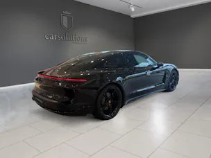 PORSCHE Taycan 4S