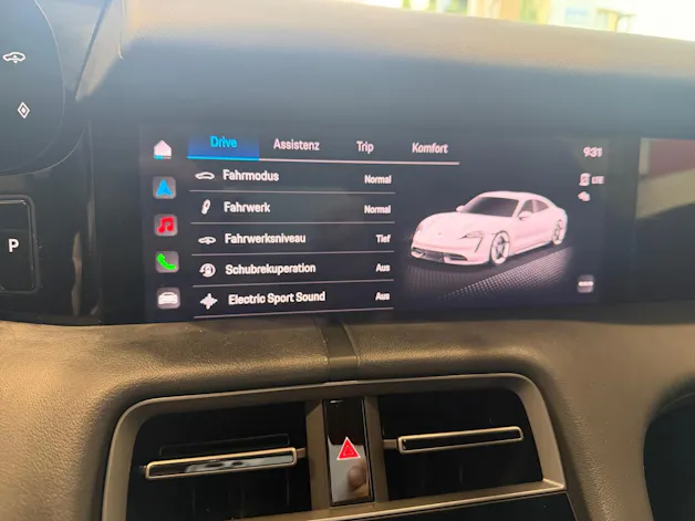 PORSCHE Taycan 4S