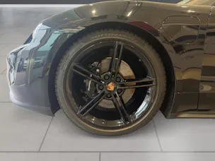 PORSCHE Taycan 4S