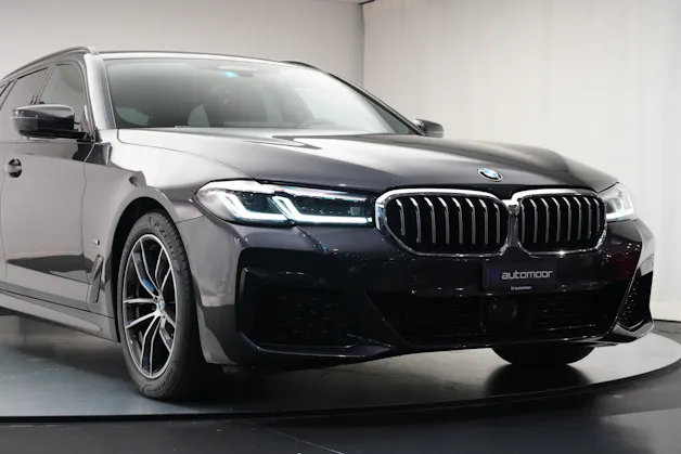 BMW 520d xDrive 48V Touring Pure M Sport Edition *CH-Fahrzeug*