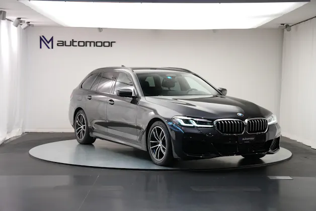 BMW 520d xDrive 48V Touring Pure M Sport Edition *CH-Fahrzeug*