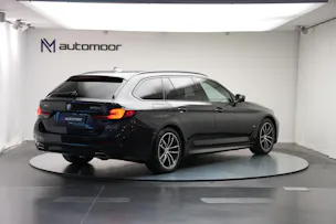 BMW 520d xDrive 48V Touring Pure M Sport Edition *CH-Fahrzeug*