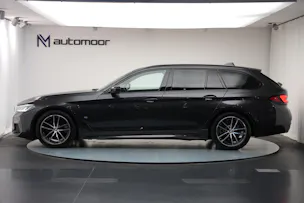 BMW 520d xDrive 48V Touring Pure M Sport Edition *CH-Fahrzeug*