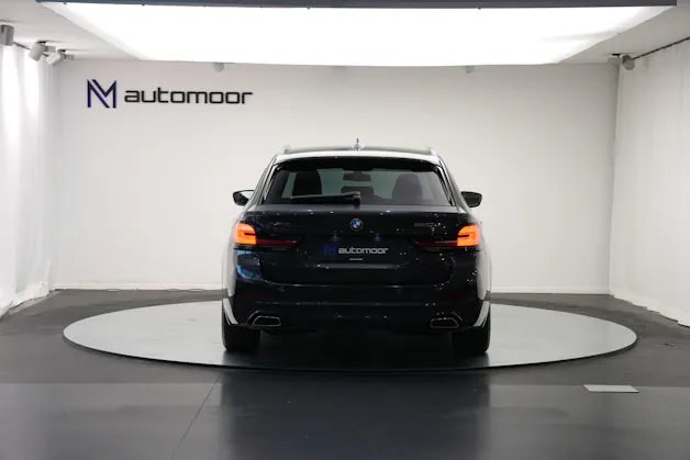 BMW 520d xDrive 48V Touring Pure M Sport Edition *CH-Fahrzeug*