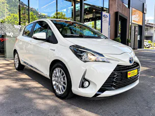 Toyota Yaris 1.5 VVT-i Hybrid Premium e-CVT